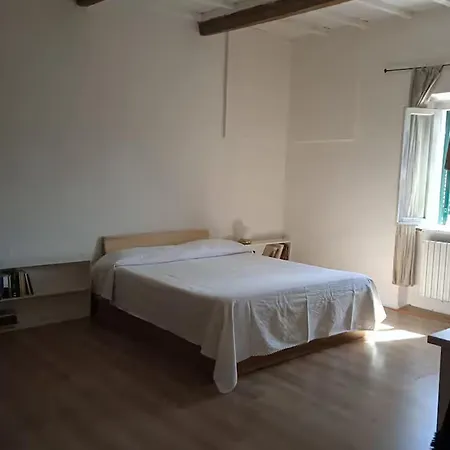 La Casa Di La Stanza Bianca